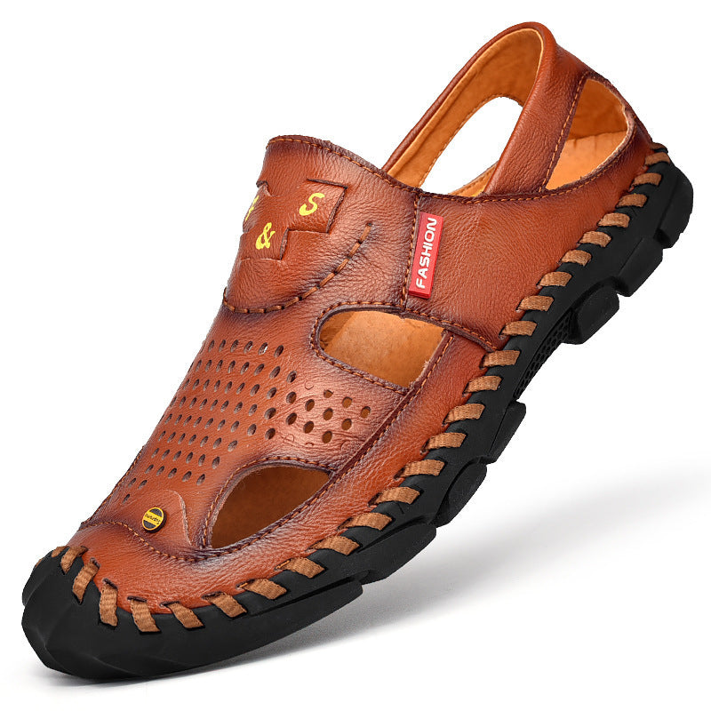 Sandals men summer 2023 new outdoor soft sole casual shoes men Korean style trendy men's breathable beach shoes driving