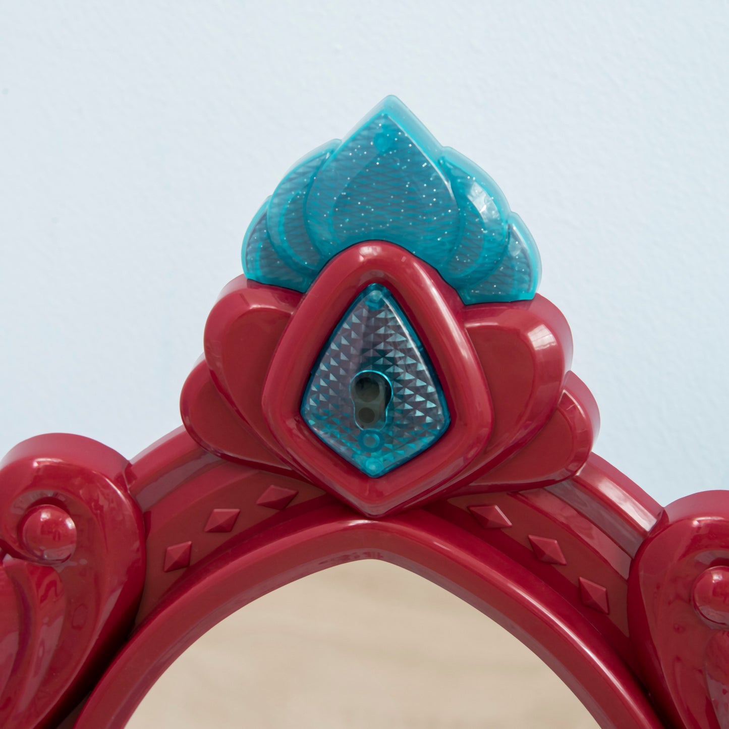 Kids Vanity Set with Self-Opening Mirror