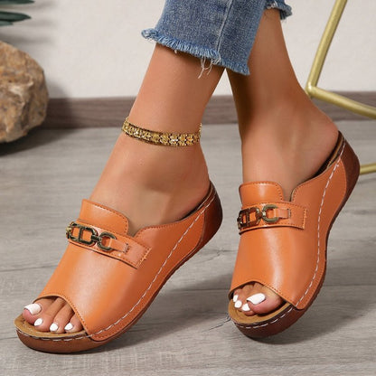 Women's Open-Toe Sandal Slippers With Metal Accessories