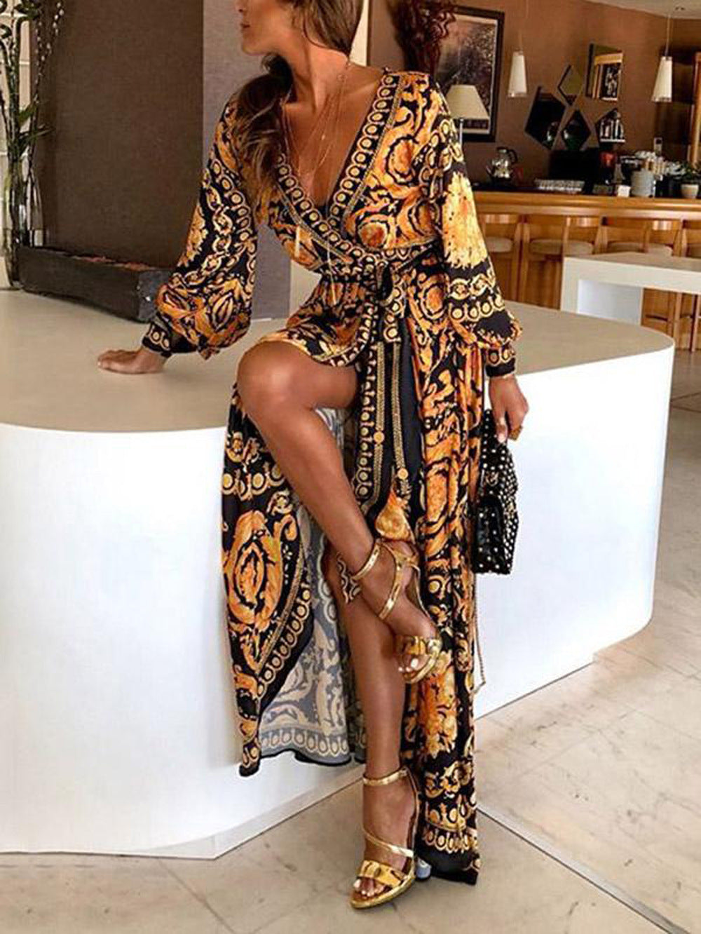 Cross-border 2019 European and American foreign trade wish Amazon hot sale casual sexy deep V slit dress printed long skirt