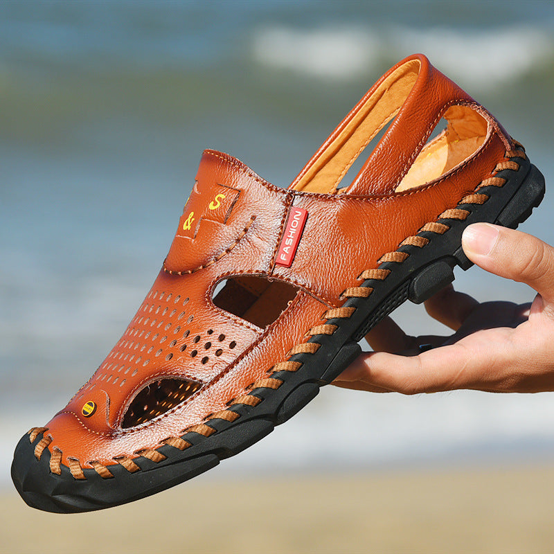 Sandals men summer 2023 new outdoor soft sole casual shoes men Korean style trendy men's breathable beach shoes driving