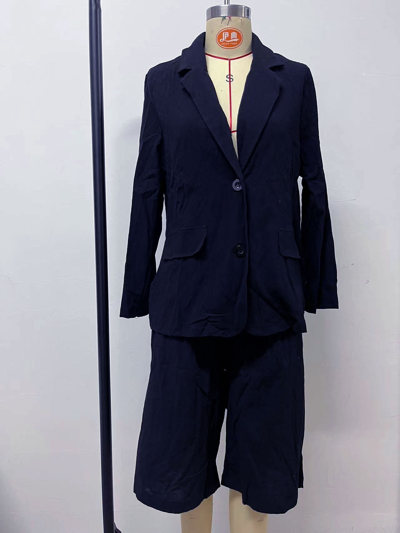 Amazon 2023 Spring and Autumn Cross-border New Foreign Trade Women's Cotton and Linen Cardigan Tops Shorts Small Suit Two-piece Set