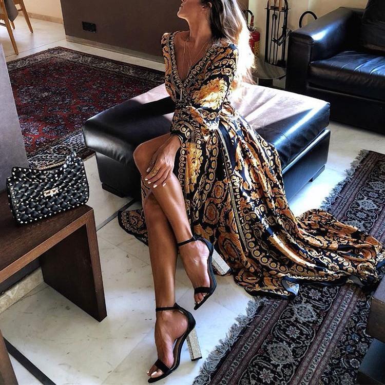 Cross-border 2019 European and American foreign trade wish Amazon hot sale casual sexy deep V slit dress printed long skirt