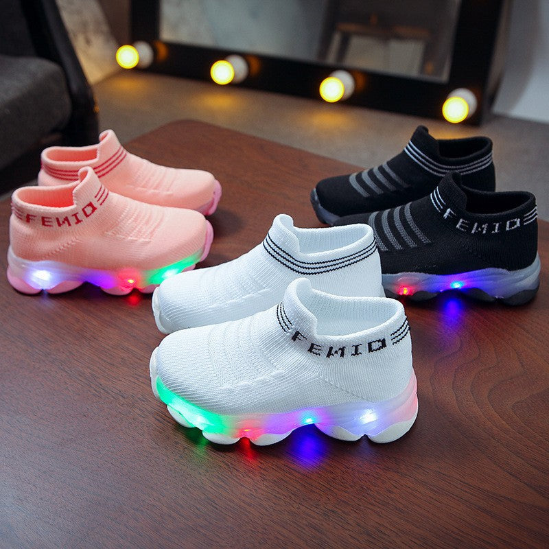 Cross-border popular shoes for boys and girls, LED light shoes, light-up shoes, fly-knit sports shoes, over-the-foot shoes, luminous fishnet socks, shoes