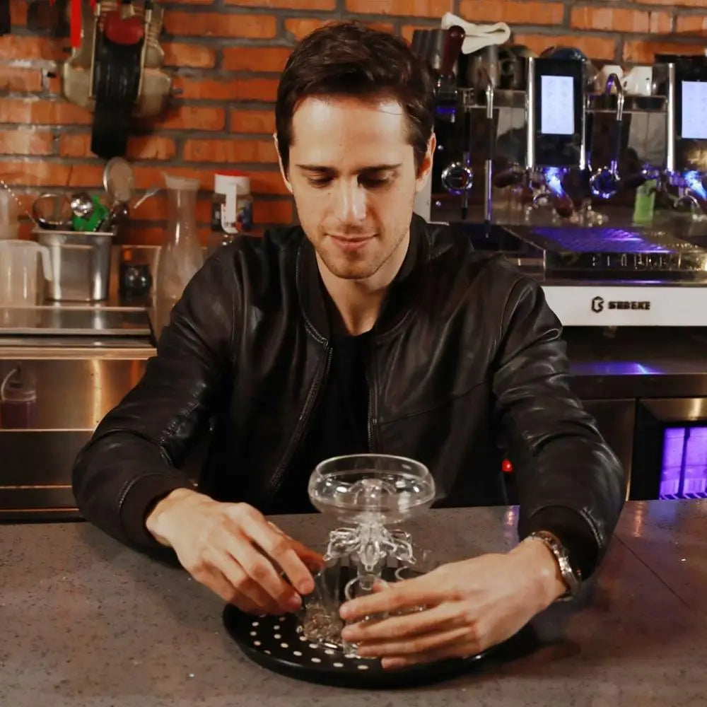 Wine Dispenser With 6 Shot Glasses