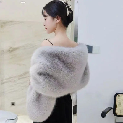 Women's Faux Fur Shawl With Fox Collar Cropped Jacket